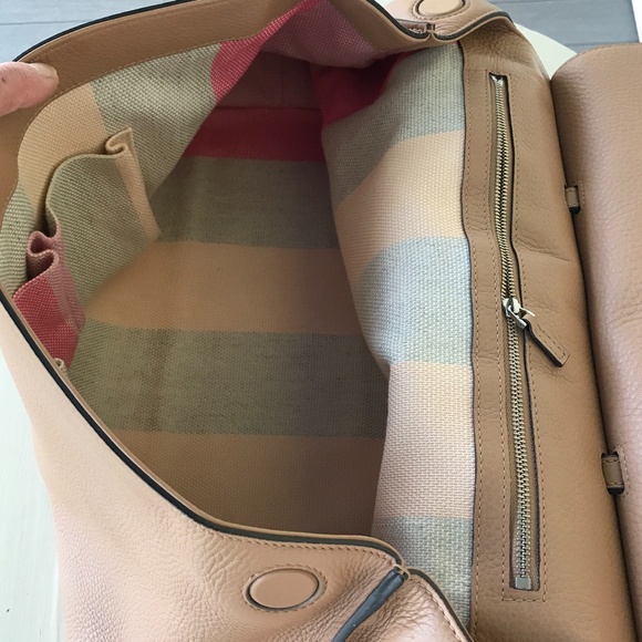 ❤️ HOST PICK!!! *** GUCCI HANDBAG  NWOT - Picture 11 of 13